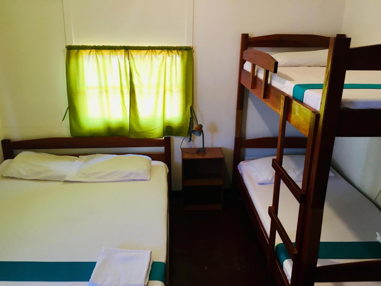 Guesthouse De Kleine Historie 帕拉马里博 外观 照片